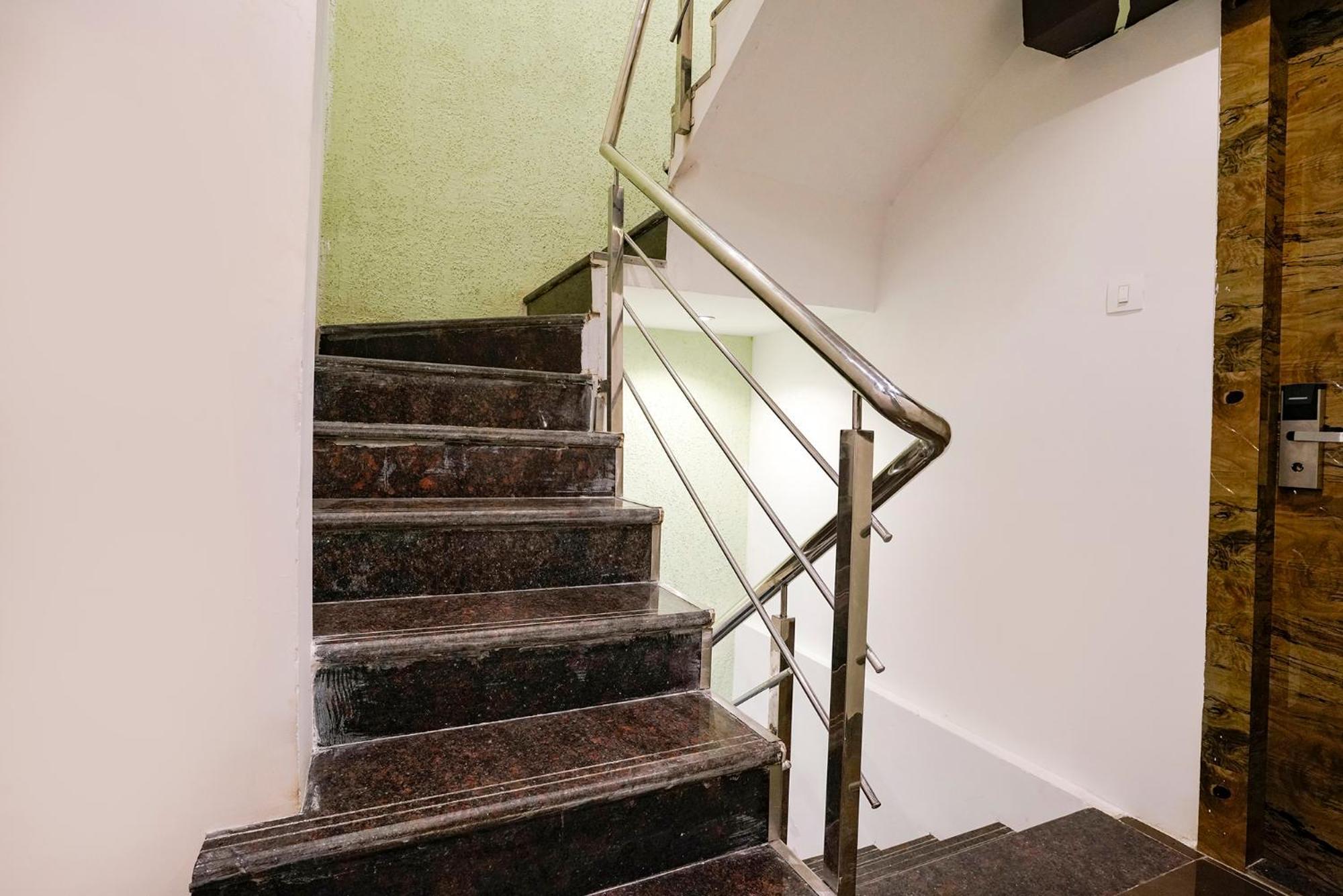 Fabhotel Atithi Residency I - Nr Bkc مومباي المظهر الخارجي الصورة